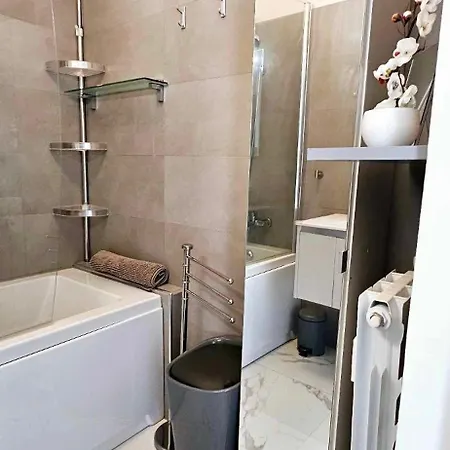 Floor With Sea View, Clim And Veranda *