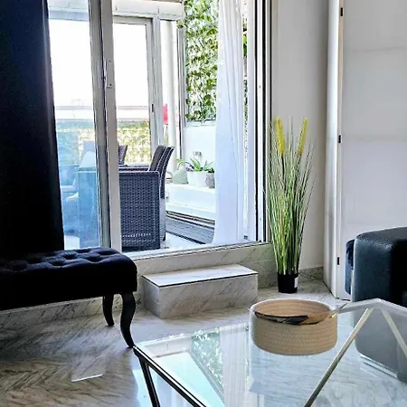 Floor With Sea View, Clim And Veranda * ニース