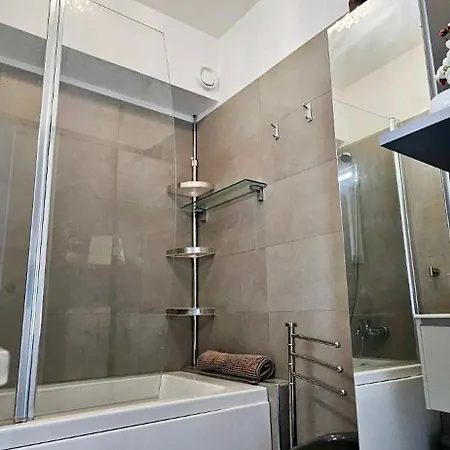 Floor With Sea View, Clim And Veranda *