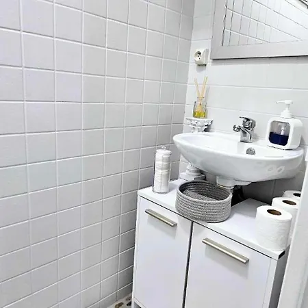 アパート Floor With Sea View, Clim And Veranda ニース