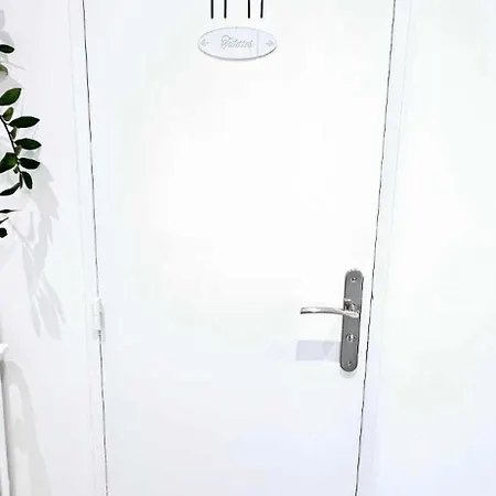 Floor With Sea View, Clim And Veranda *